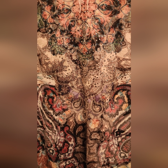 Sledge bling top XL short sleeve. NWOT - Picture 2 of 7